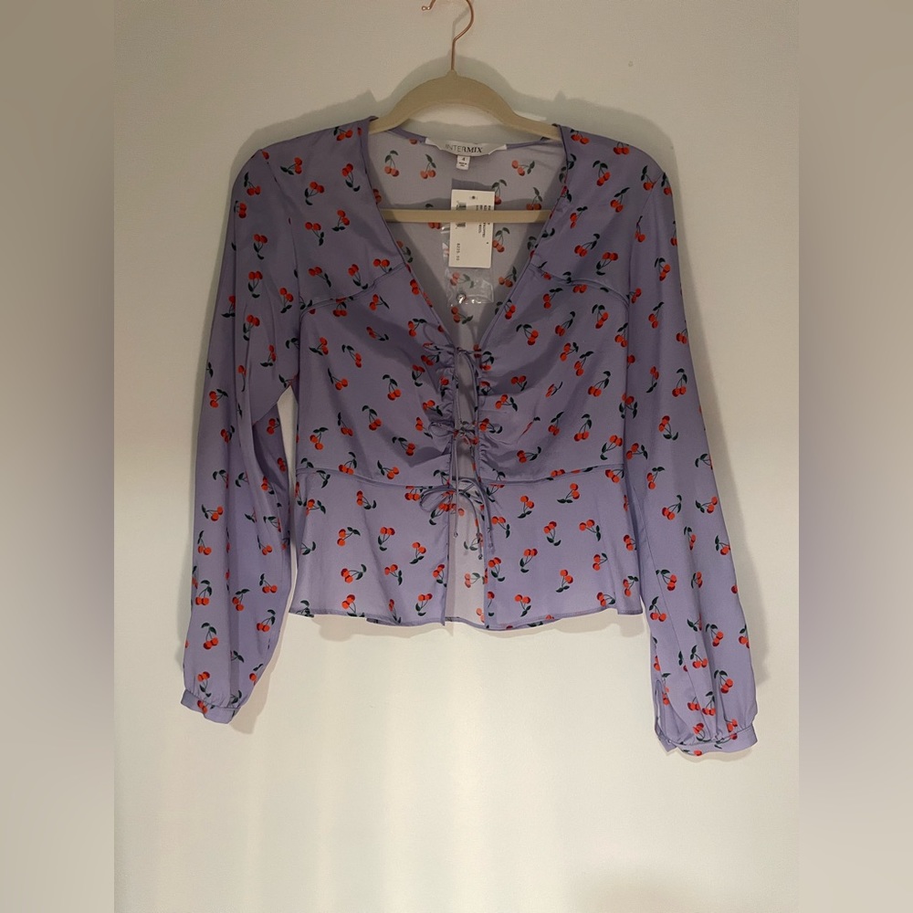 Intermix Size 4 Silk Purple Long Sleeve Cherry Print Blouse New with Tags